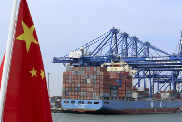 Экспорт Китая упал неожиданно сильно